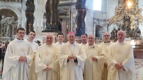 In Vatican alaturi de preoti si de episcopul Petru 1 mai 2017